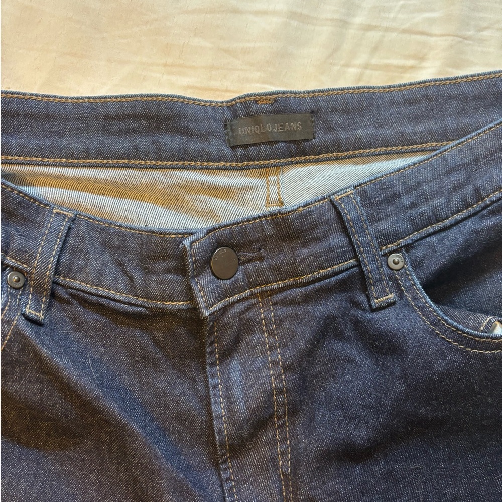 Uniqlo Men's Slim Jeans - Dark Blue - Picture 3 of 5